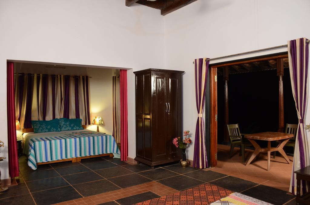 Beachfront Villas Ganpatipule Zimmer foto
